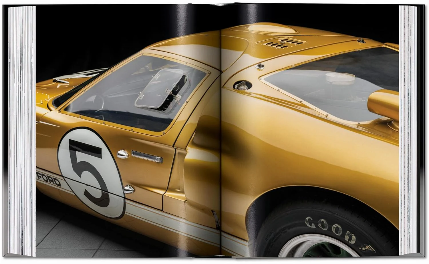 Sports Cars (45th Edition) - Image 5